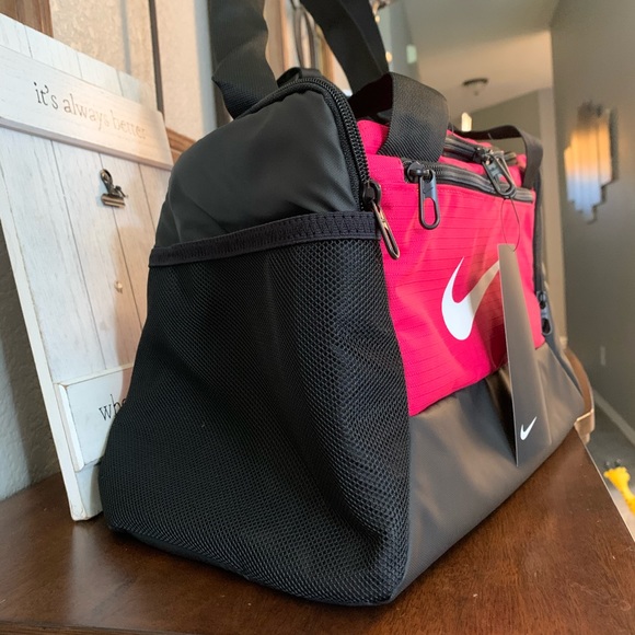 New Nike duffle bag bag - Picture 3 of 8